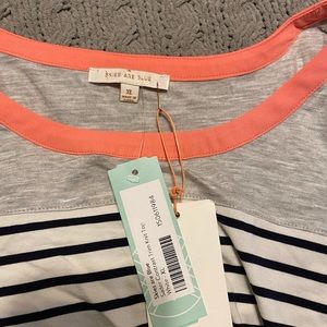 Skies are blue knit top size XL